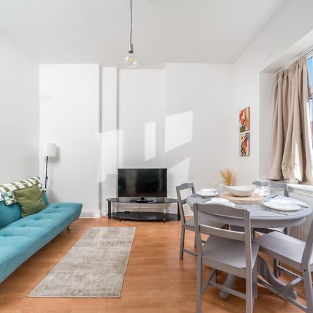 The Tooting Bec Hideaway - Prime Location Apartment London Exterior photo
