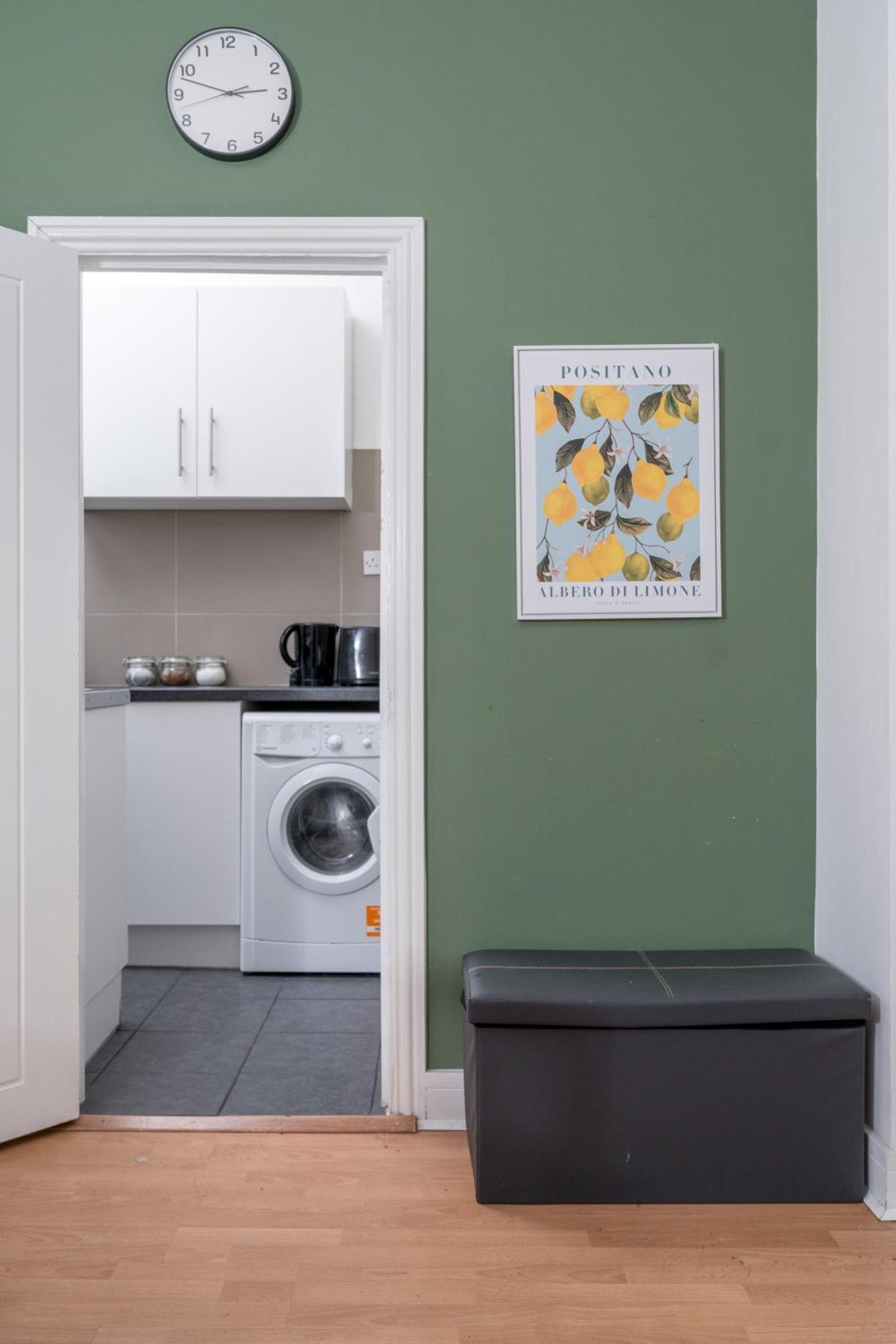 The Tooting Bec Hideaway - Prime Location Apartment London Exterior photo